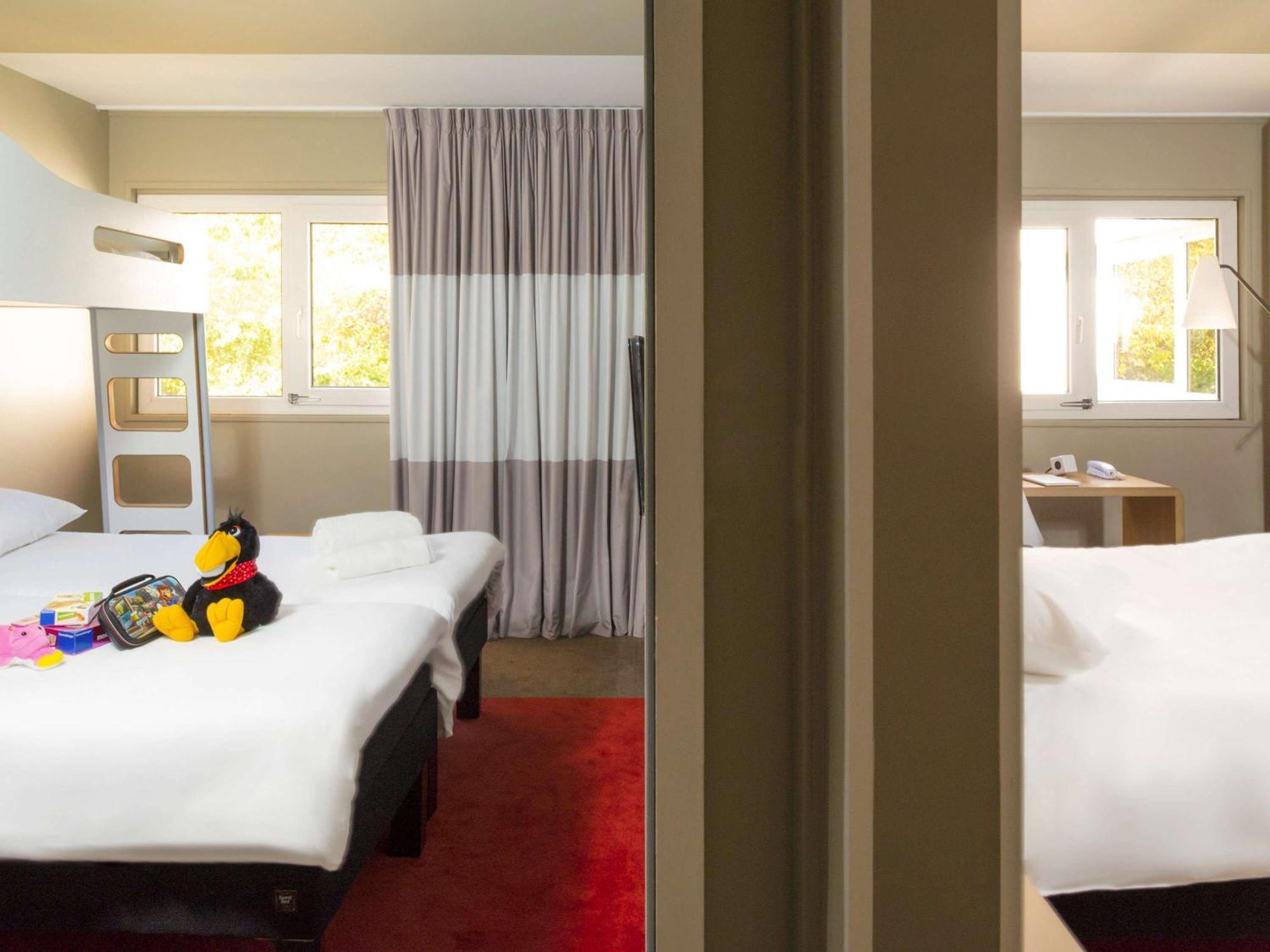 Ibis Caen Porte D'Angleterre Exterior foto