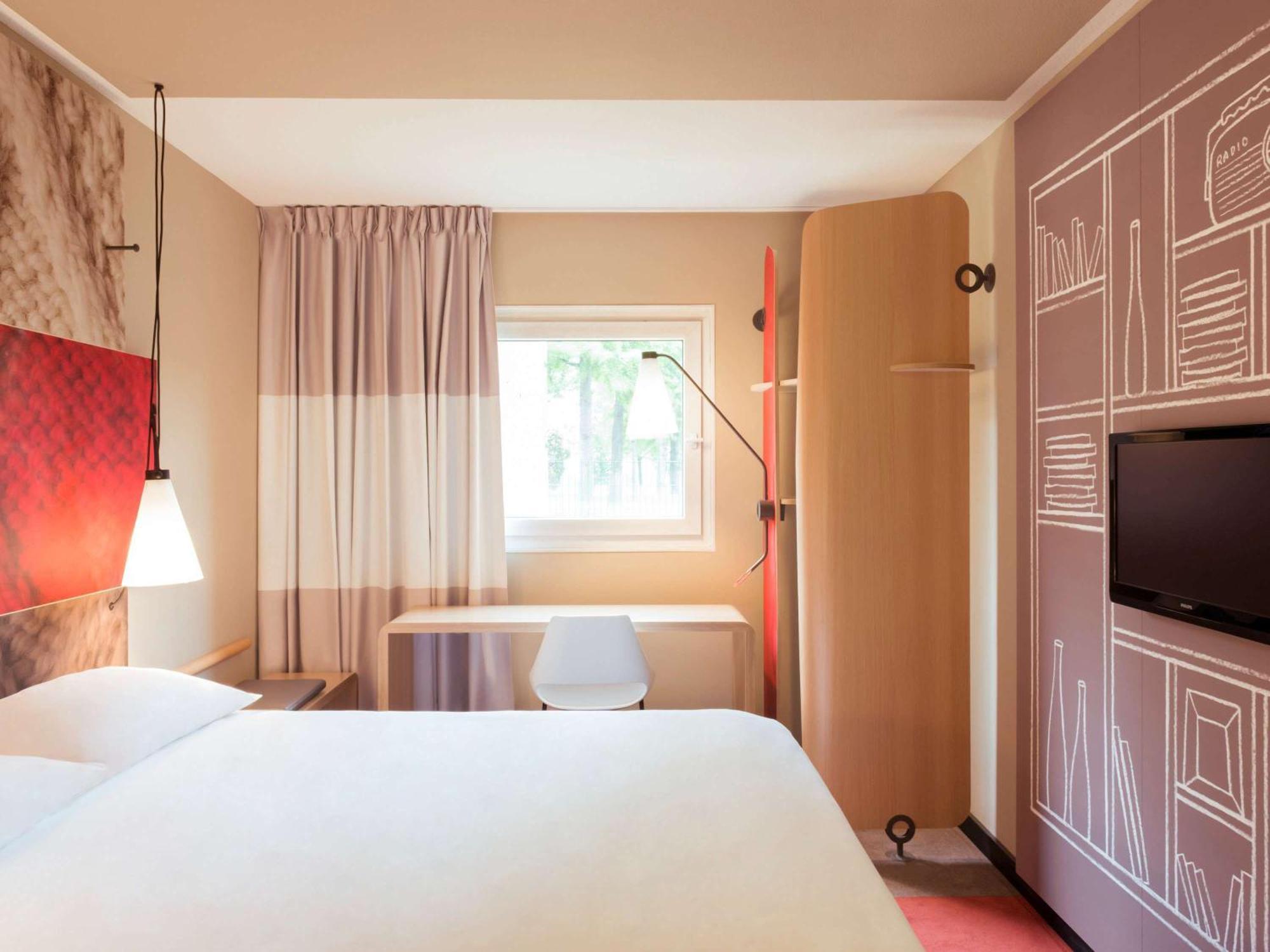 Ibis Caen Porte D'Angleterre Exterior foto