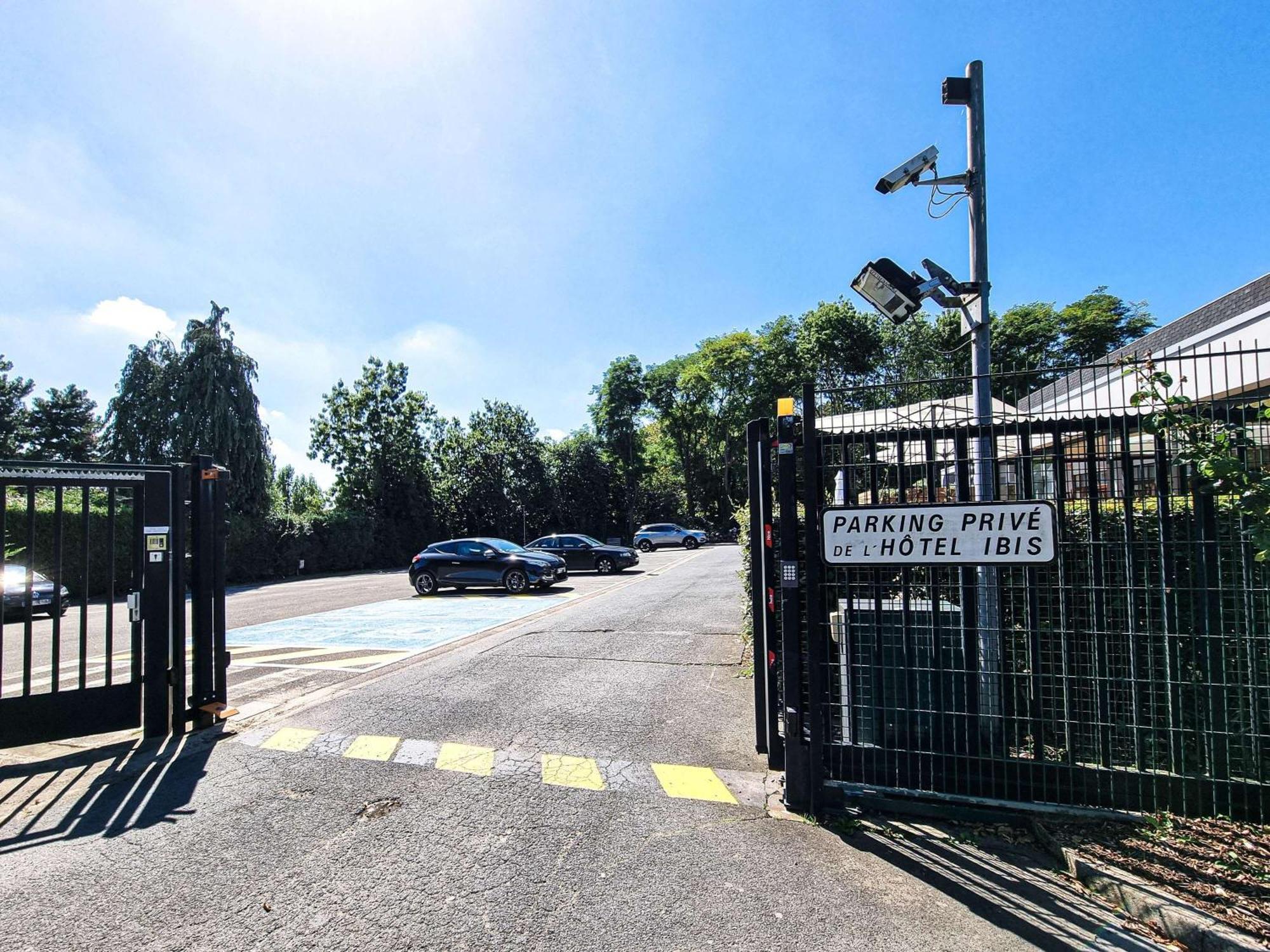 Ibis Caen Porte D'Angleterre Exterior foto